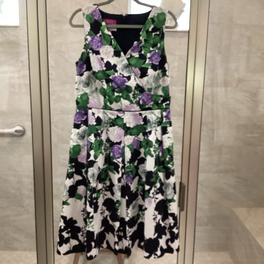 Talbots “Oprah magazine collection” sleeveless Floral Dress